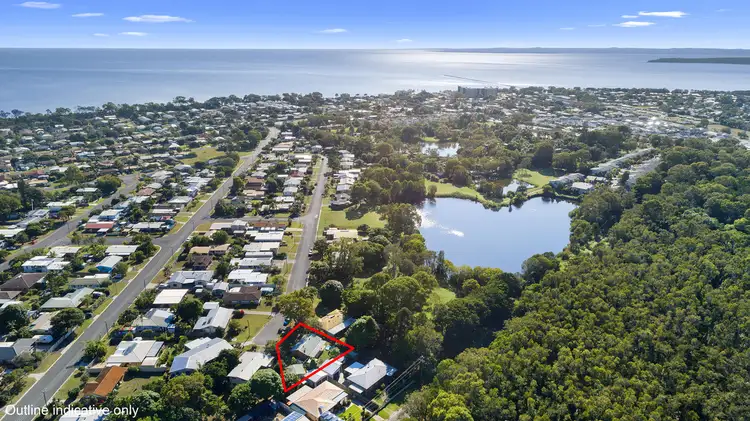 44 Richard Street, Urangan QLD 4655