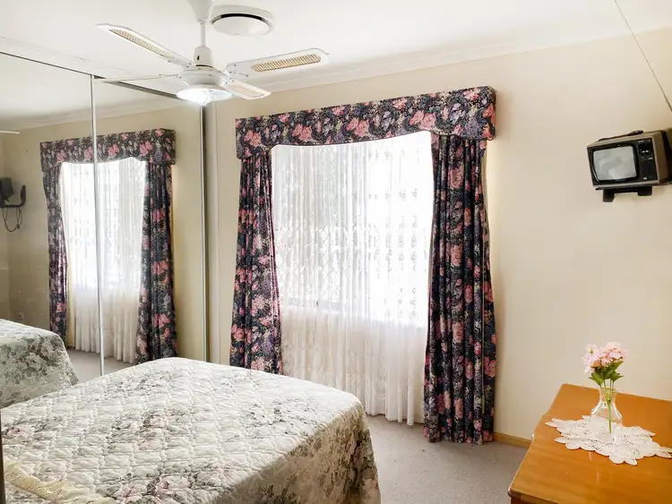 Sixth view of Homely house listing, 522 Schaefer Street, Lavington NSW 2641