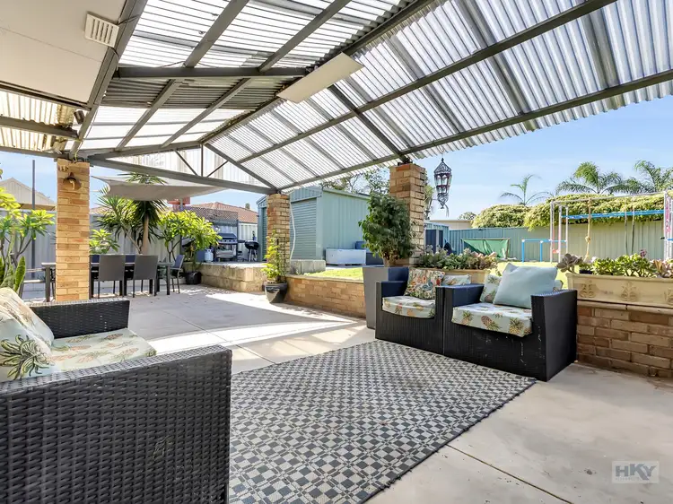 3 Duval Court, Marangaroo WA 6064