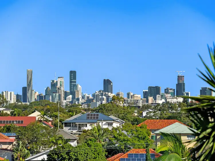 284 Rode Road, Wavell Heights QLD 4012