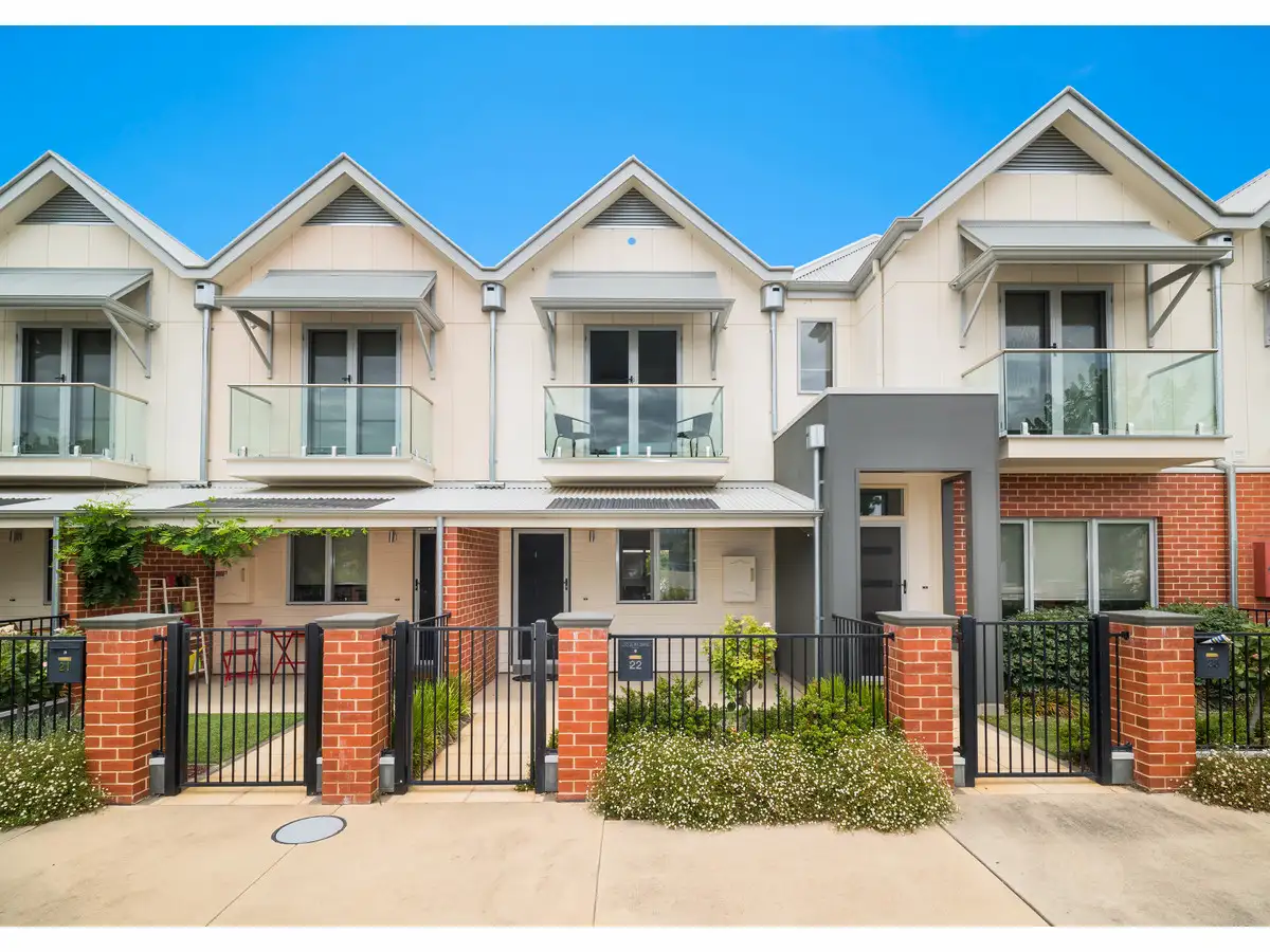 Main view of Homely house listing, 22 Elmwood Circuit, Wodonga VIC 3690