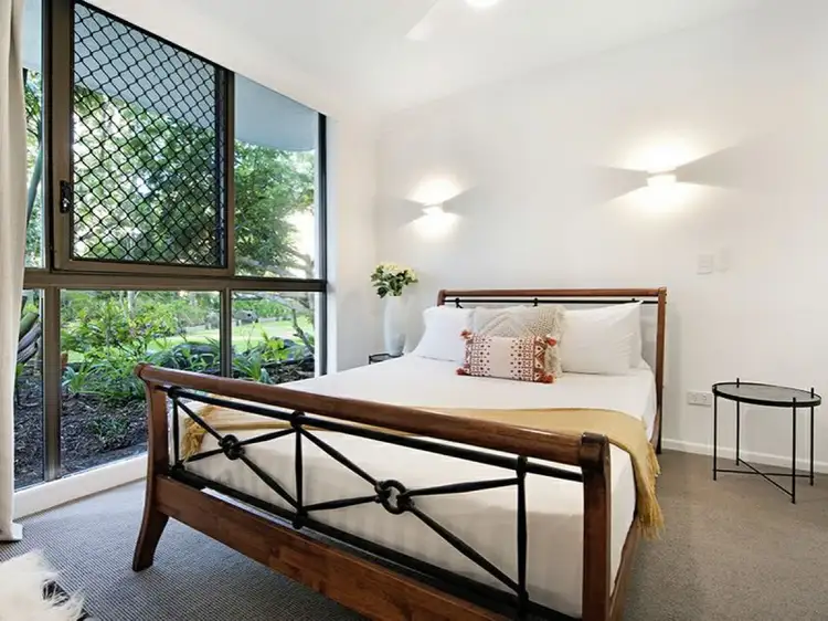 Fifth view of Homely unit listing, 1/219 Surf Parade, Broadbeach QLD 4218