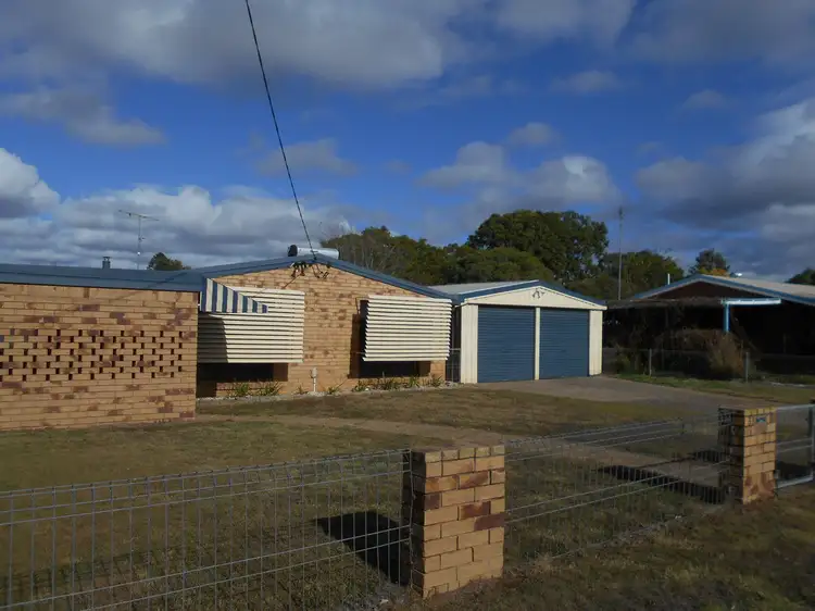 33 School Street, Helidon QLD 4344