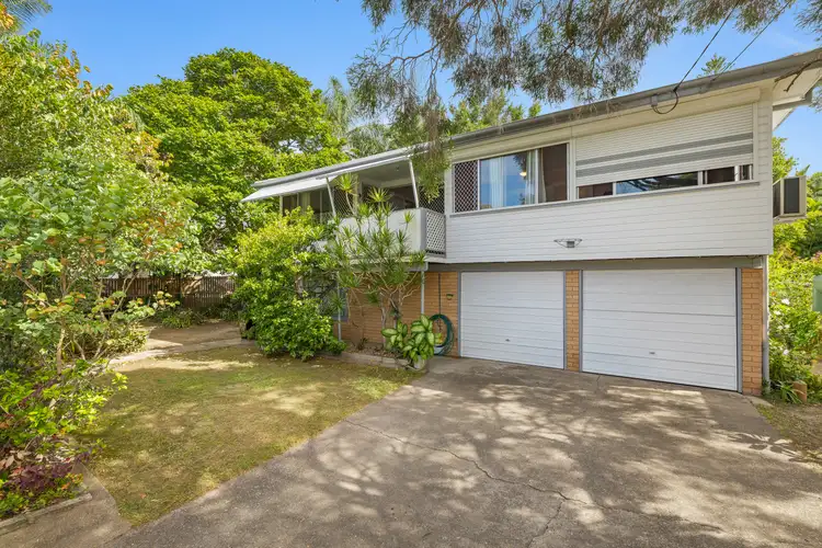 4 Snell Street, Camp Hill QLD 4152