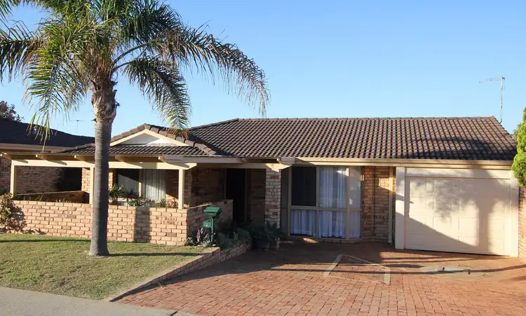 2/58 Portmarnock Circle, Halls Head WA 6210