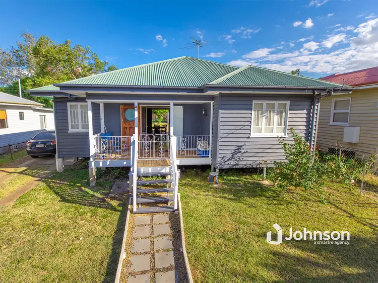 173 Glebe Road, Silkstone QLD 4304
