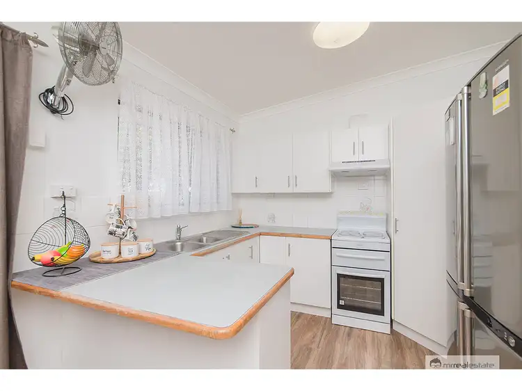 Second view of Homely house listing, 4 Beverly Place, Gracemere QLD 4702