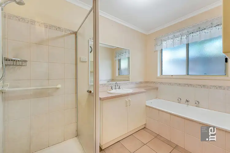 Sixth view of Homely unit listing, 1/52 Harper Street, Wangaratta VIC 3677