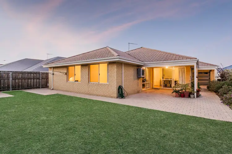 12 Sunstone Drive, Wellard WA 6170