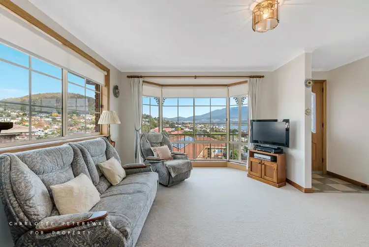 Fifth view of Homely unit listing, 2/3 Excalibur Place, Lindisfarne TAS 7015