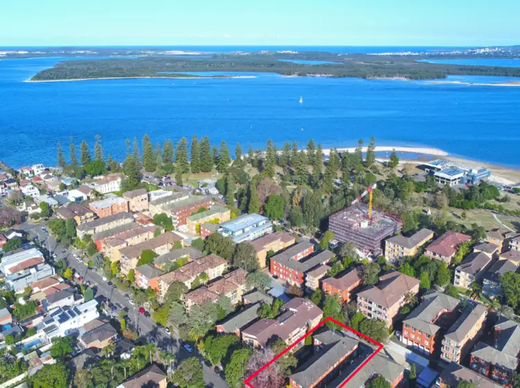 10/5-7 Gannon Avenue, Dolls Point NSW 2219