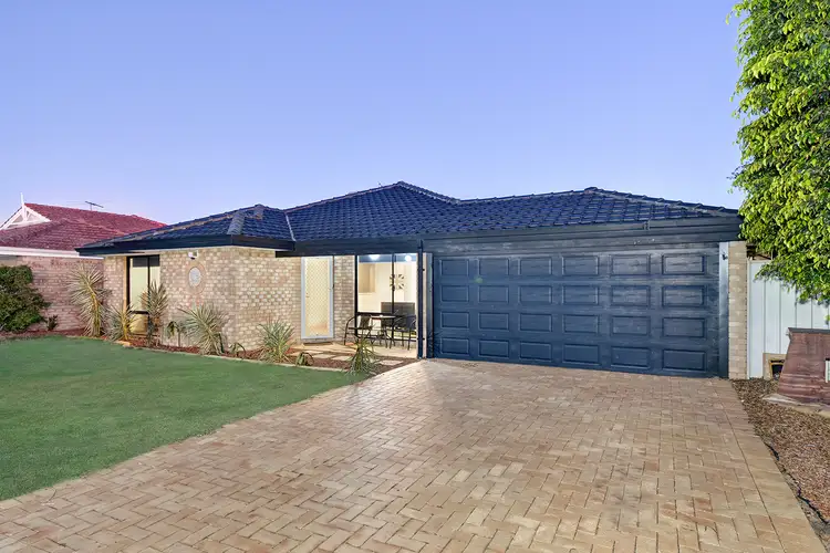 15 Coolamine Close, Carramar WA 6031