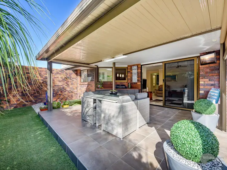 1/29 Eider Avenue, Paradise Point QLD 4216