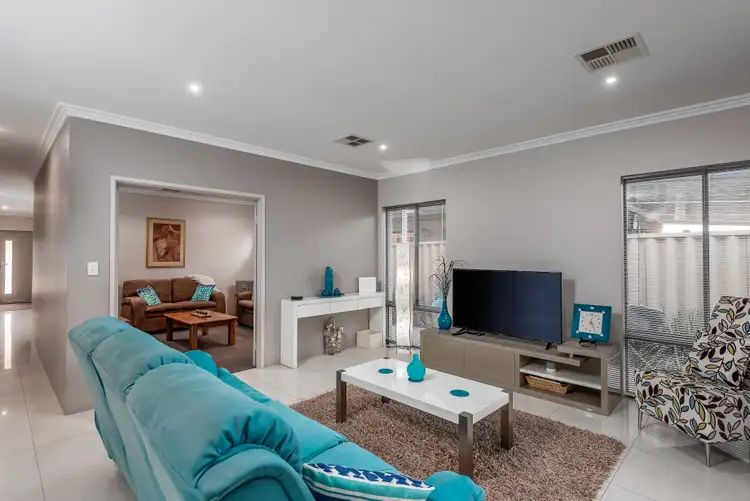 17 Codrington Street, Southern River WA 6110