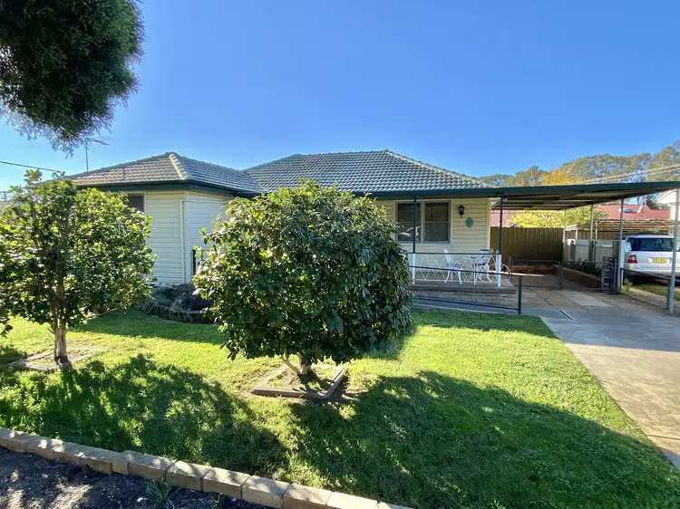 5 Tarakan Avenue, Ashmont NSW 2650