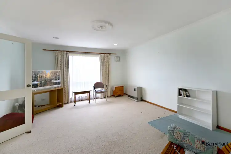 Fifth view of Homely house listing, 7 Kurrajong Court, Benalla VIC 3672