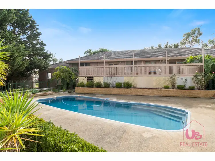 2 Woodlands Road, Cranbourne South VIC 3977