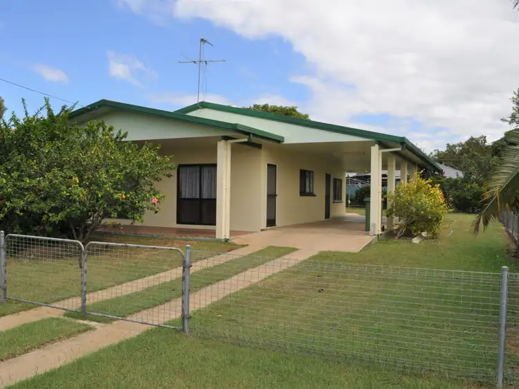4 Donlen Street, Mareeba QLD 4880