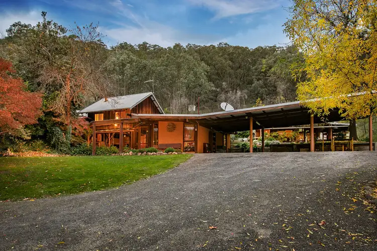1950 Beechworth-Wodonga Road, Indigo Valley VIC 3688