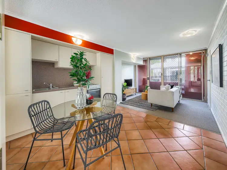2/10 Morris Street, Highgate Hill QLD 4101