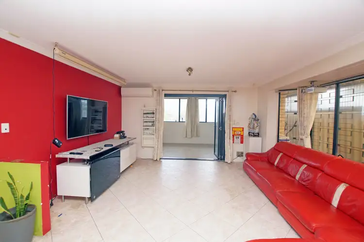 Seventh view of Homely house listing, 6 Laelia Street, Bennett Springs WA 6063