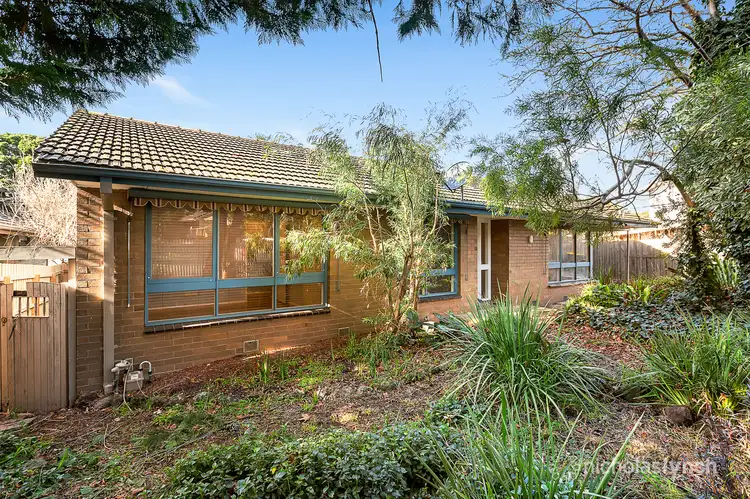 Main view of Homely house listing, 27 Stradbroke Avenue, Frankston South VIC 3199
