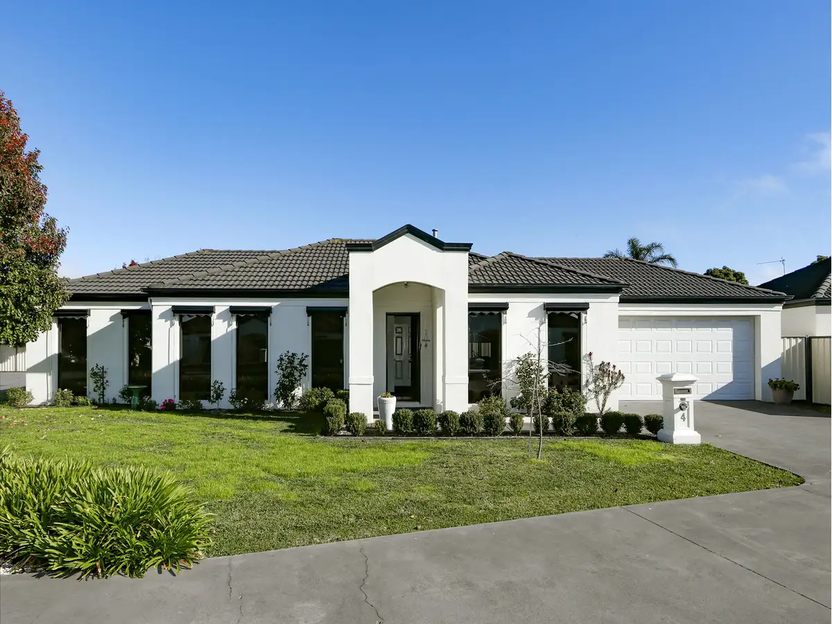 Main view of Homely townhouse listing, 4/10 Weir Street, Sale VIC 3850