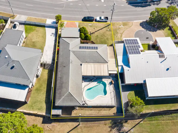 32 Robert Stanley Drive, Mount Warren Park QLD 4207