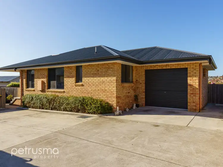 2/21 Norman Circle, Glenorchy TAS 7010