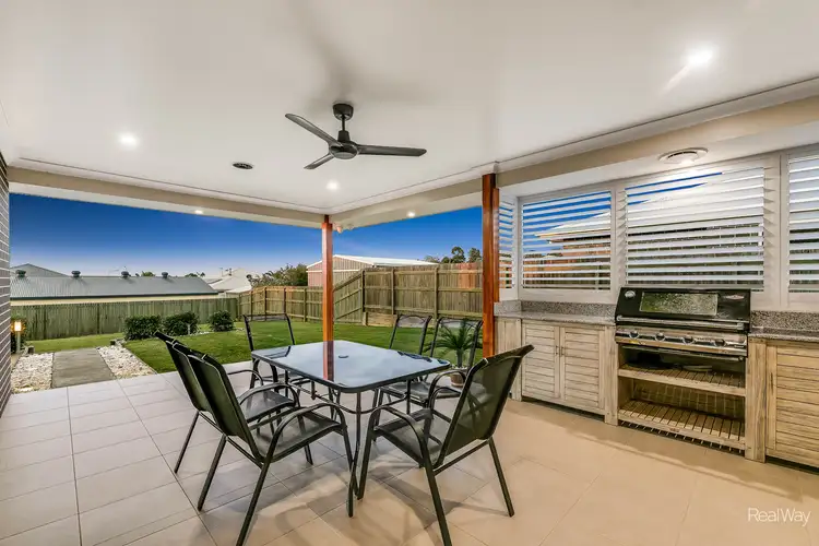 8 Webcke Crescent, Kleinton QLD 4352
