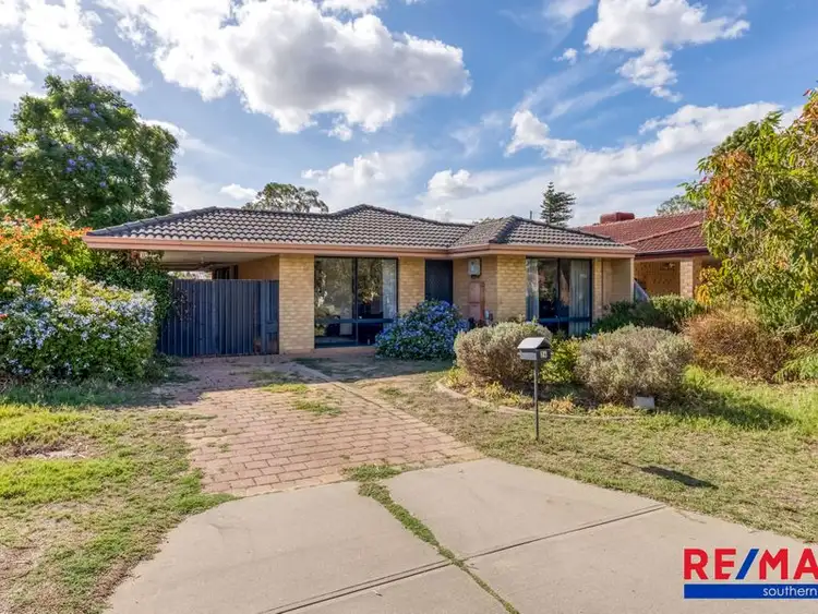 Second view of Homely house listing, 26 Spoonbill Place, Queens Park WA 6107
