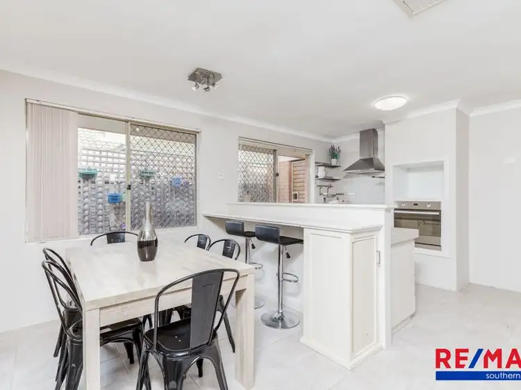 Fifth view of Homely house listing, 4 Eldridge Grove, Cannington WA 6107