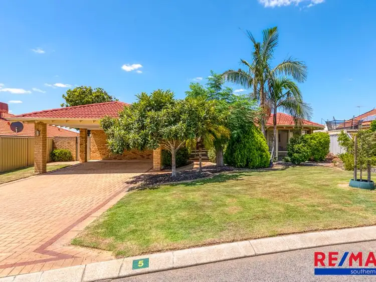 Fifth view of Homely house listing, 5 Greenlea Rise, Leeming WA 6149