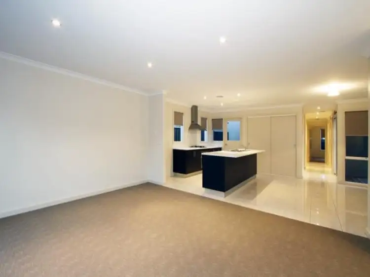 Fourth view of Homely townhouse listing, 2/460 Raymond Street, Sale VIC 3850
