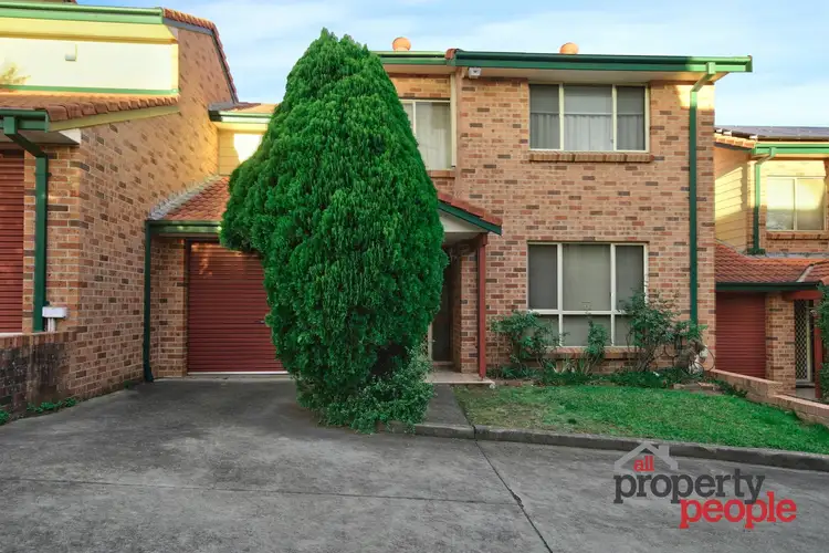26/5 Jacquinot Place, Glenfield NSW 2167