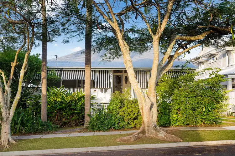 37 Liverpool Road, Clayfield QLD 4011