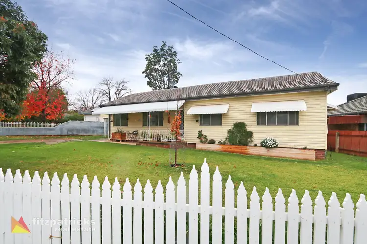 4 Killara Avenue, Mount Austin NSW 2650