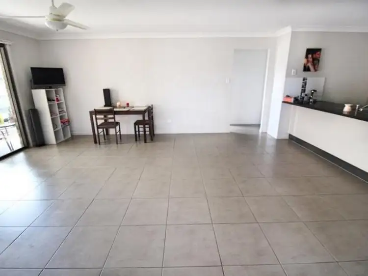 54 Neville Drive, Branyan QLD 4670