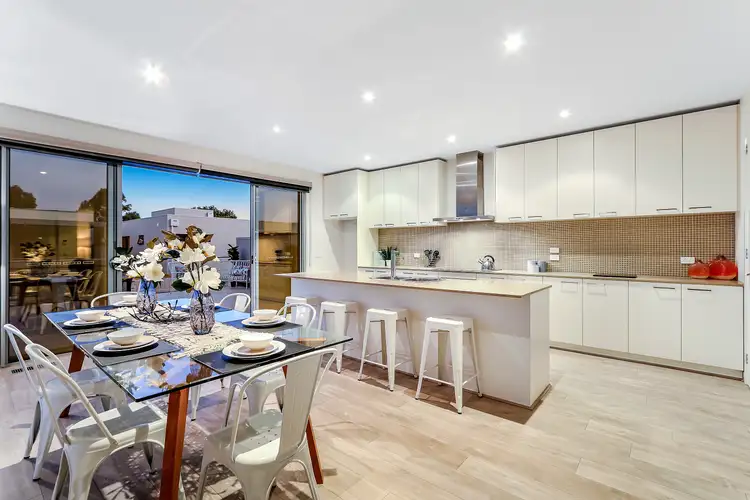 17 Spinnaker Terrace, Safety Beach VIC 3936
