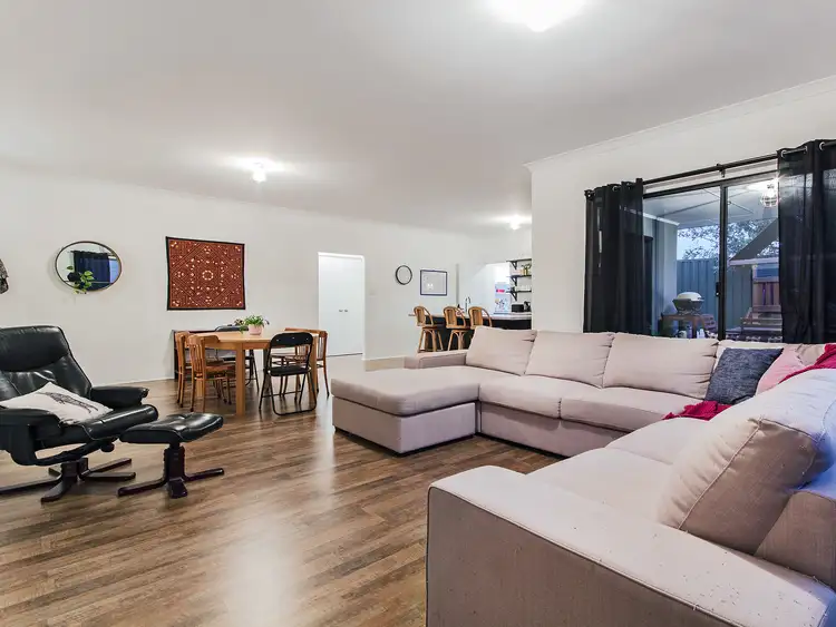 Sixth view of Homely house listing, 8E Lipscombe Court, Medina WA 6167