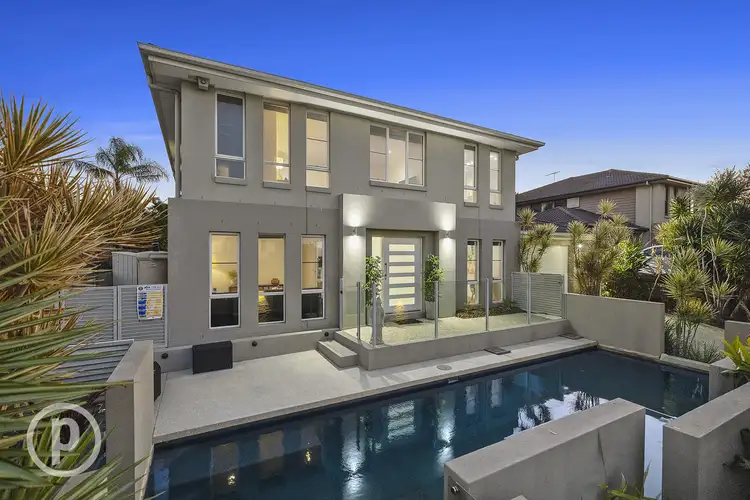 33 Overlea Street, Nudgee QLD 4014