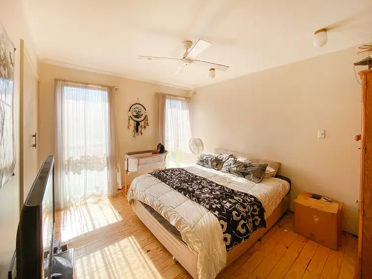 Fifth view of Homely house listing, 331 Haines Court, Lavington NSW 2641