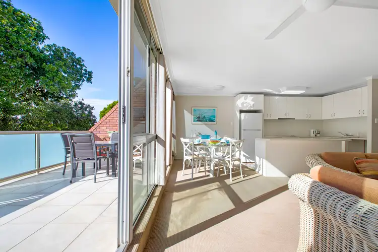 16/111 Rio Vista Boulevard, Broadbeach Waters QLD 4218