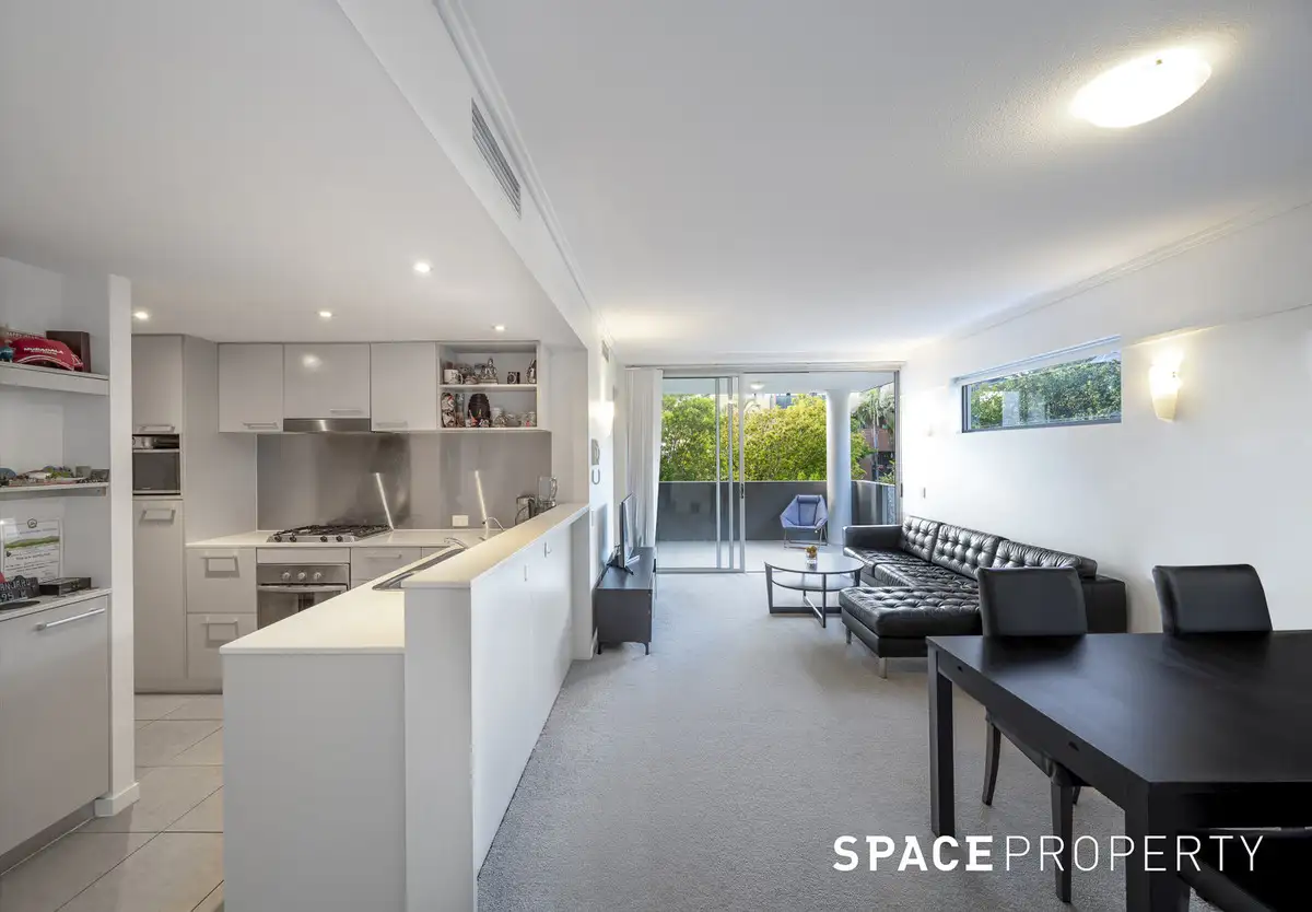 Main view of Homely apartment listing, 112/51 Hope Street, Spring Hill QLD 4000