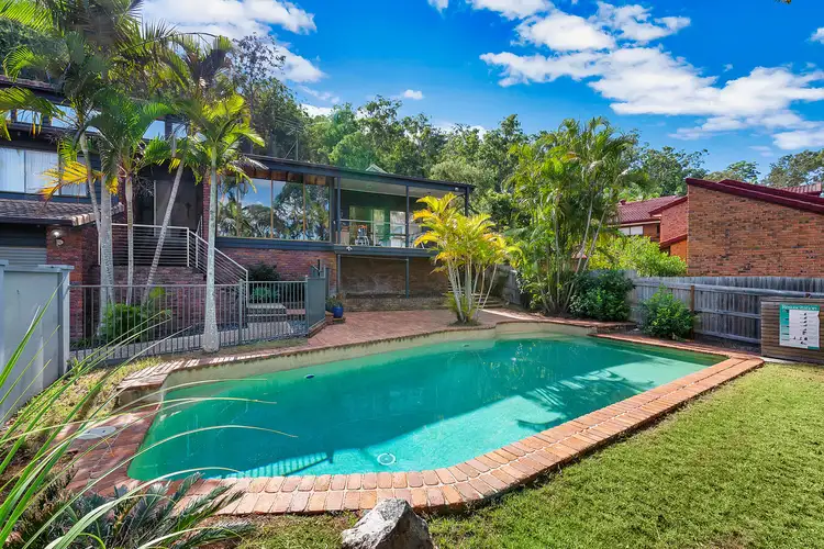 35 Nankoor Street, Chapel Hill QLD 4069