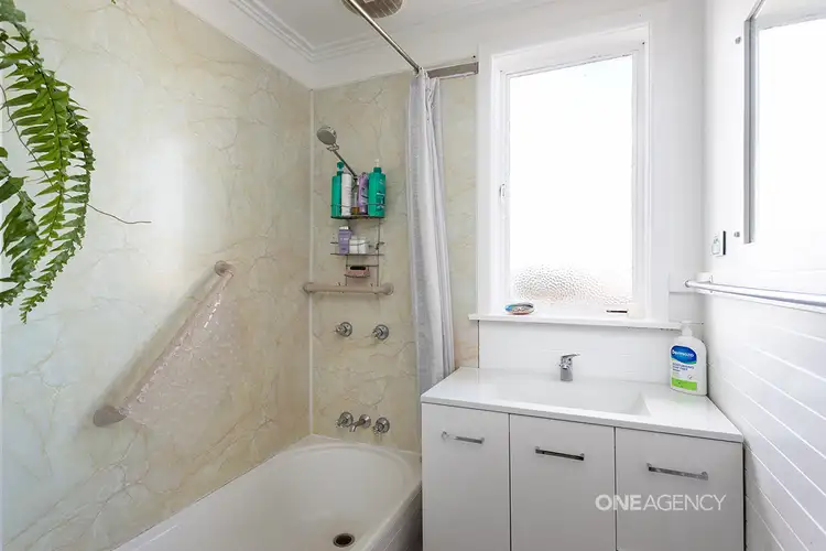 Fifth view of Homely house listing, 10 Woodward Avenue, Hillcrest TAS 7320