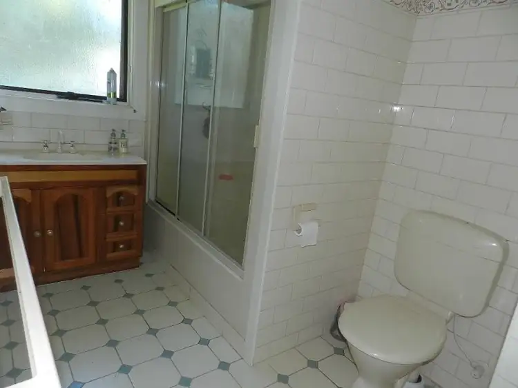 Fifth view of Homely house listing, 225 River Road, Kialla VIC 3631