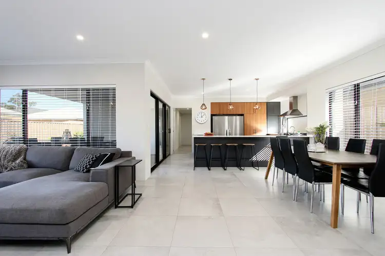 20 Plumosa Avenue, Beeliar WA 6164