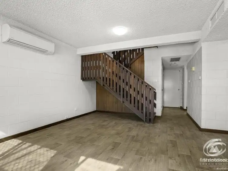 Second view of Homely house listing, 5/10 WALCOTT Way, Bulgarra WA 6714