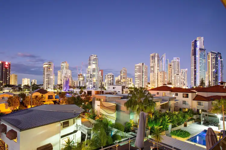 25/53 Darrambal Street, Chevron Island QLD 4217